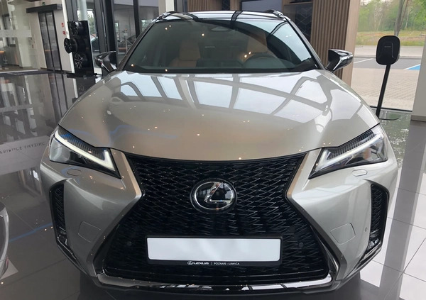 Lexus UX cena 227400 przebieg: 5, rok produkcji 2024 z Golina małe 121